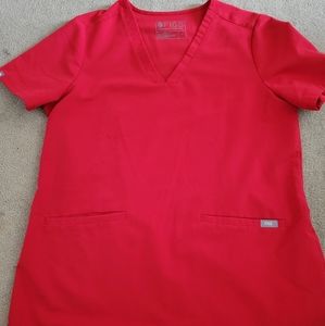 Figs Winning Red Medium Casma